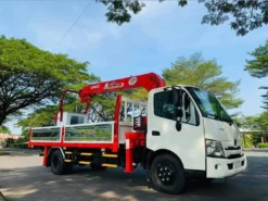 CẨU TỰ HÀNH 3 TẤN 5 KHÚC GẮN TRÊN XE TẢI HINO XZU720L