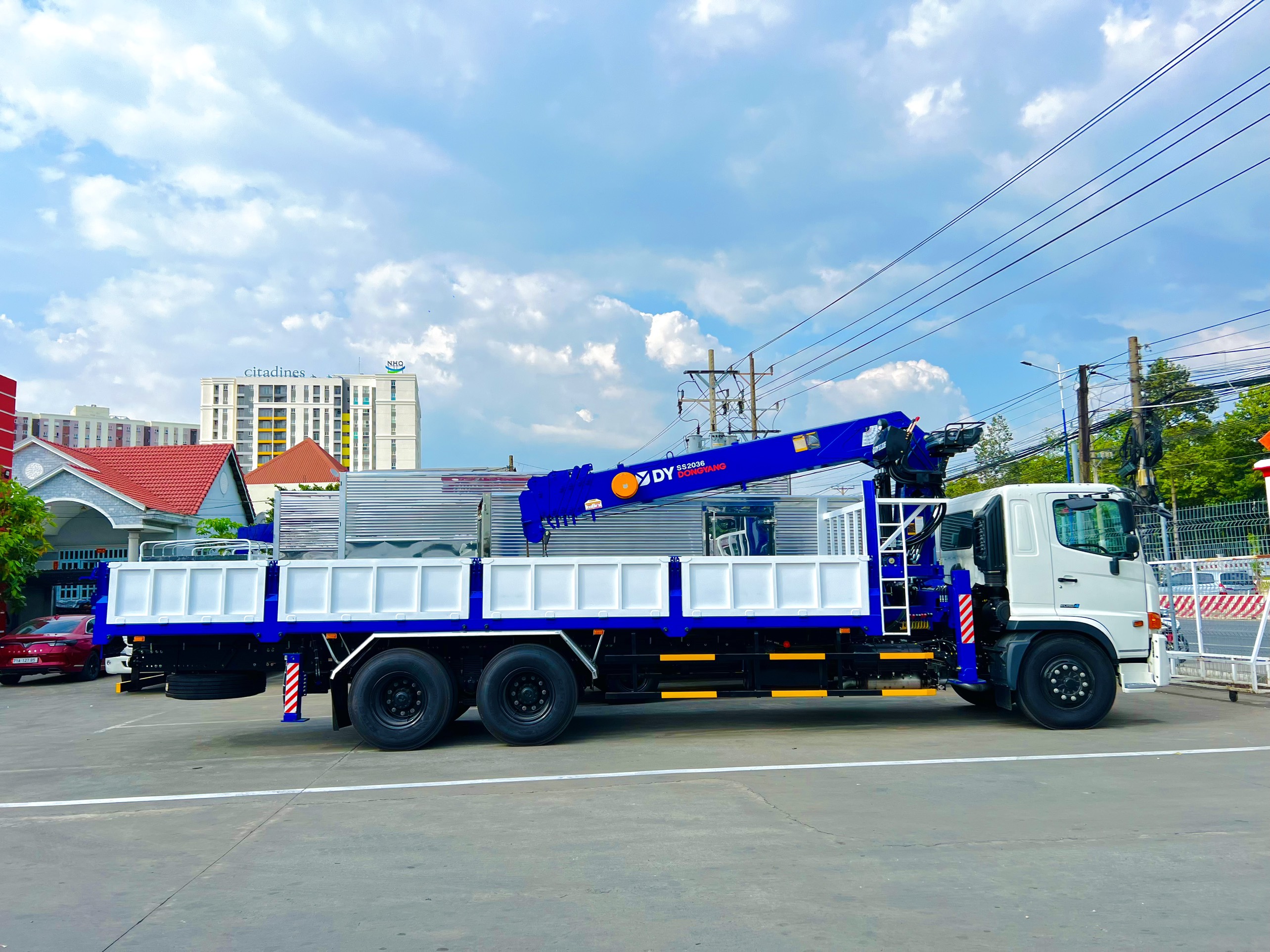 Cần cẩu Dongyang Uy tín làm nên thương hiệu