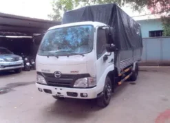 1.3 TẤN: XZU650 (THÙNG 4.5M)