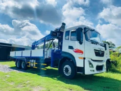 CẨU 8 TẤN GẮN TRÊN XE TẢI CẨU DONGFENG 3 CHÂN