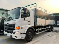 XE TẢI HINO (2 CẦU) 15 TẤN FM8JW8A THÙNG MUI BẠT 9,4M