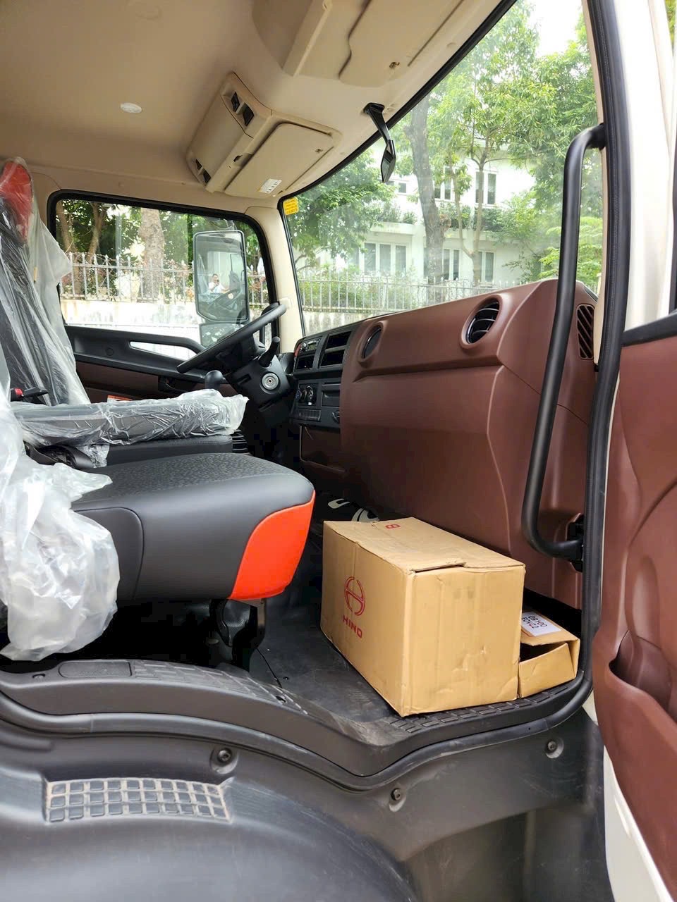 Nội thất tiện nghi, trải nghiệm lái xe đẳng cấp