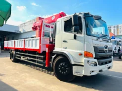 CẨU TỰ HÀNH 3 TẤN 4 KHÚC GẮN TRÊN XE HINO FG8JT8A 7 TẤN